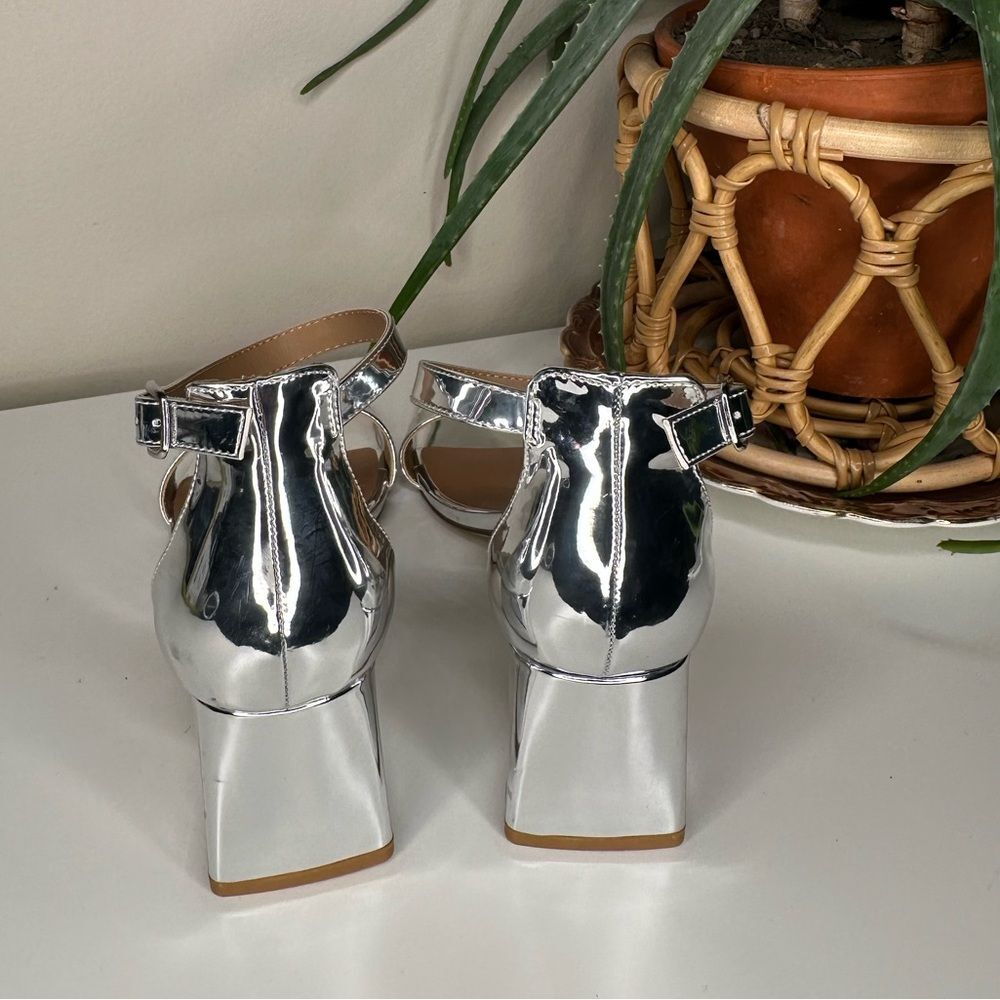 Abound Silver Metallic Block Heel Sandals, Square Toe Ankle Strap 9M - Picture 5 of 15